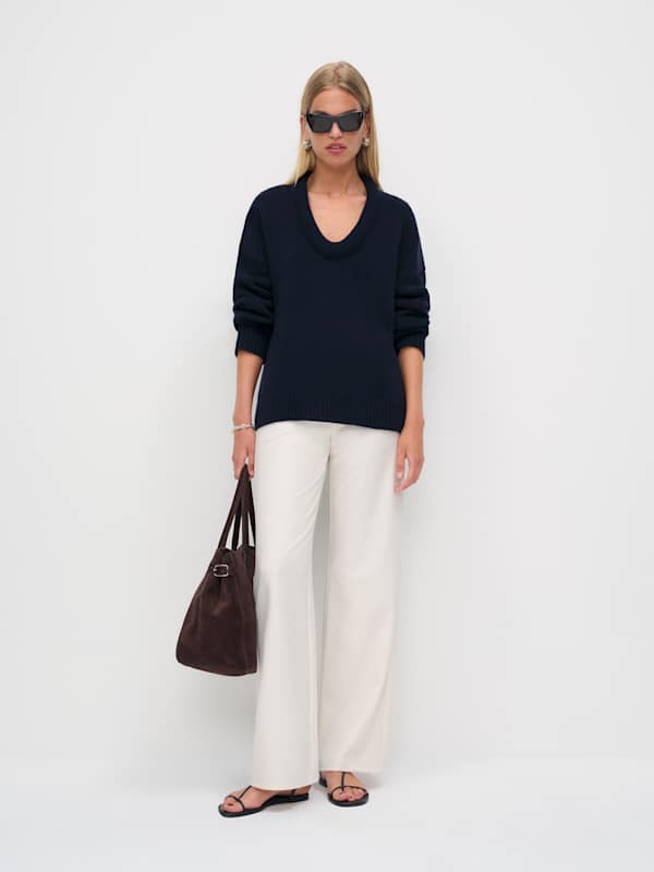 Jonie Cashmere Oversized Scoop Neck - Navy