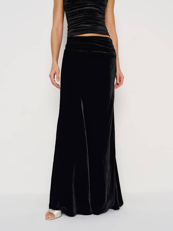 Evie Velvet Skirt - Black