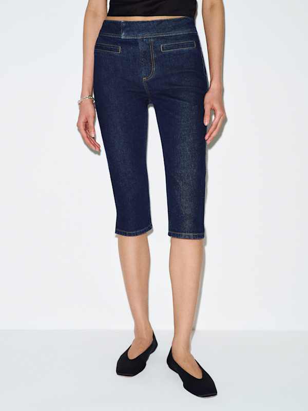 Zoee Stretch Mid Rise Capri Jeans - Nemo