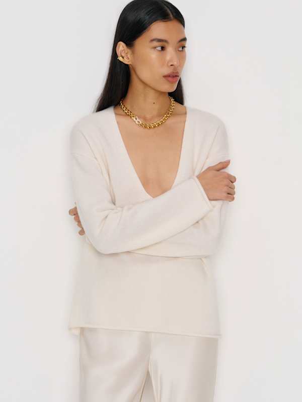 Gertrude Ear Cuff - Gold