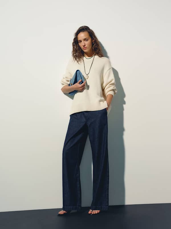 Cove Cotton Oversized Crew - Fior Di Latte