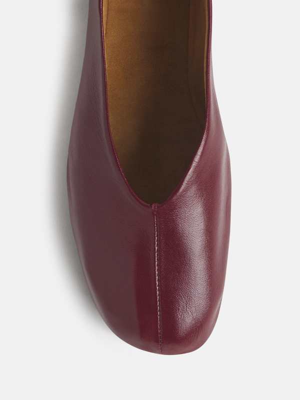 Blaine Flat - Oxblood Leather
