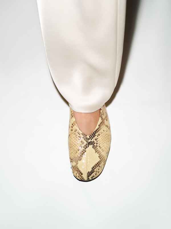 Blaine Flat - Pale Yellow Snake