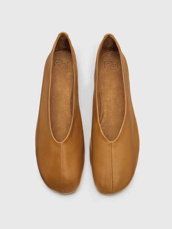 Blaine Flat - Toffee Leather