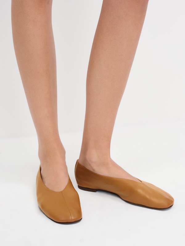 Blaine Flat - Toffee Leather