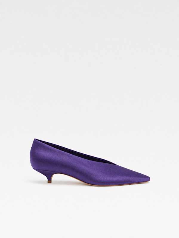 Calista Kitten Heel Pump - Regal Satin