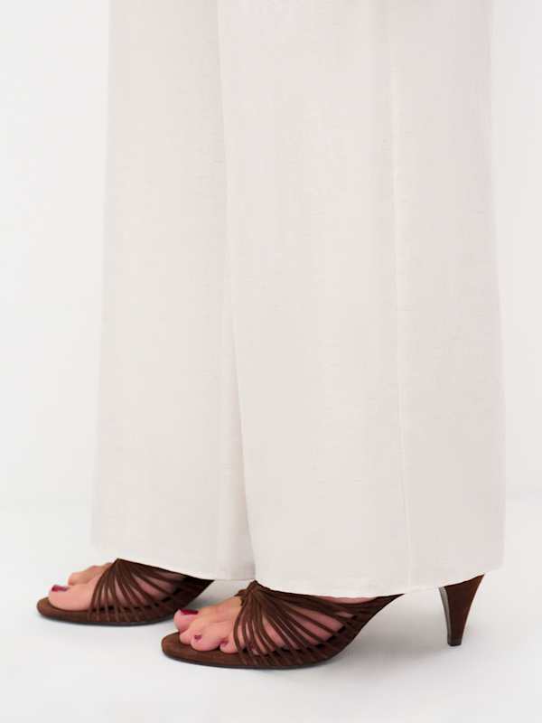 Woodlyn Heeled Thong - Espresso Suede