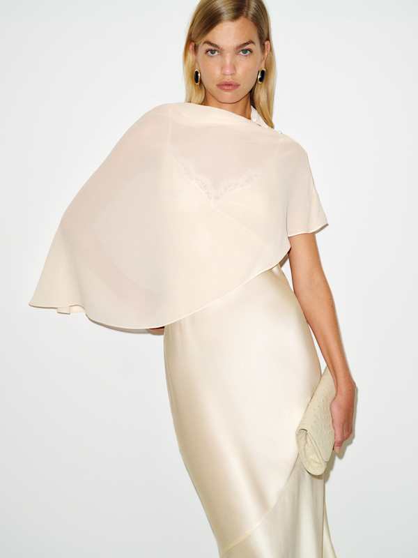 Lilibeth Cape - Fior Di Latte