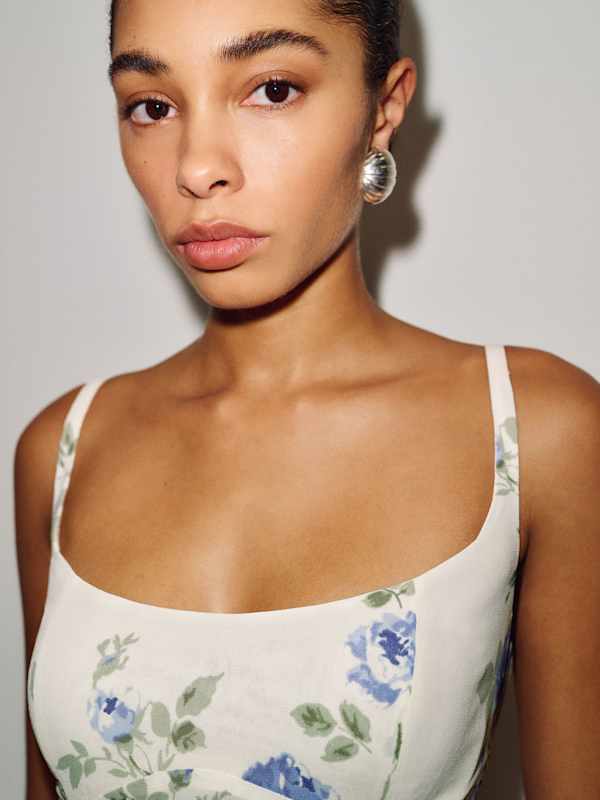 Robe Ailany - Courtyard