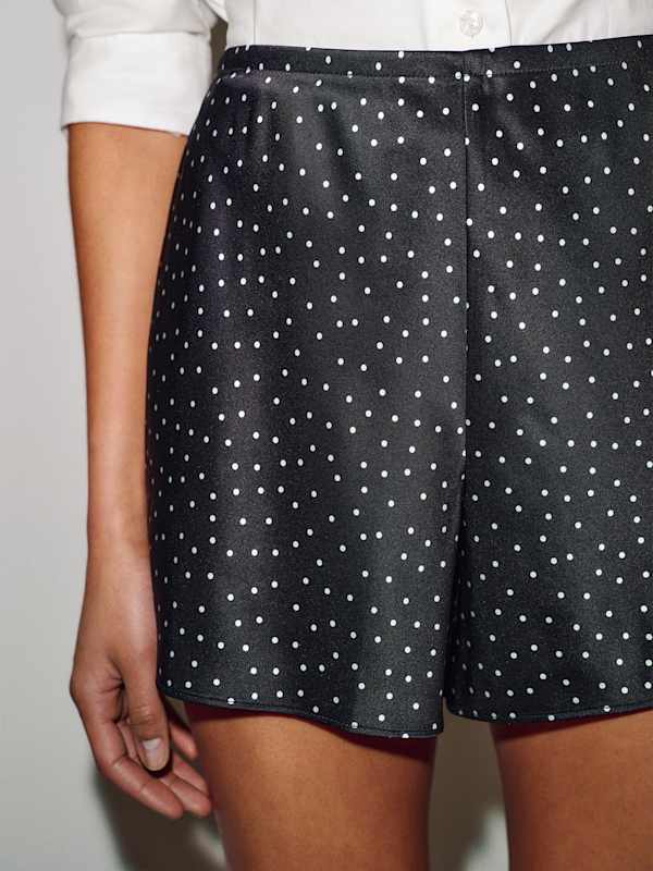 Gale Silk Mid Rise Short - Selene