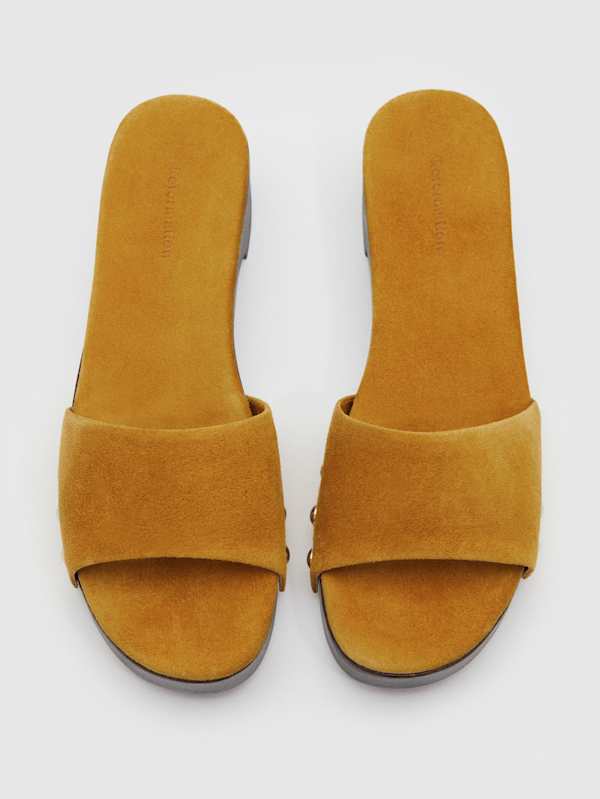 Jordyn Clog Sandal - Honey Mustard Suede