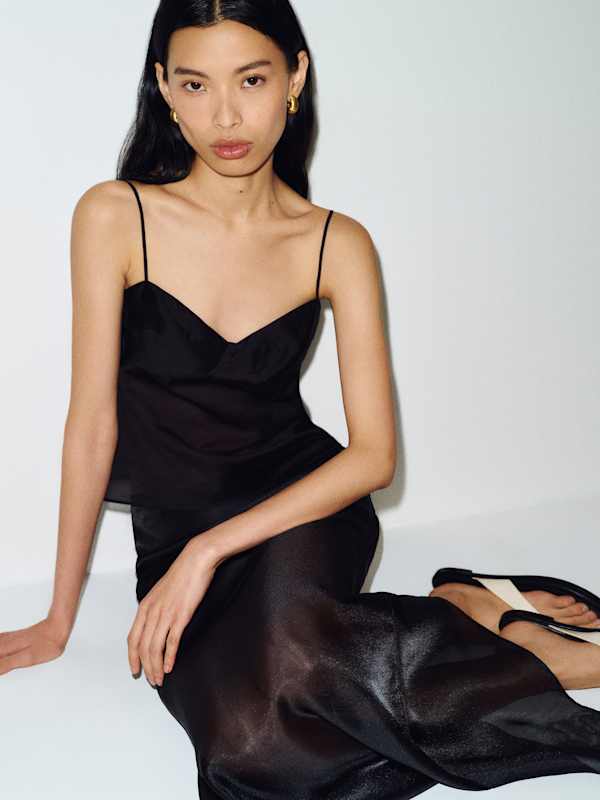 Helen Low Waist Midi Skirt - Black