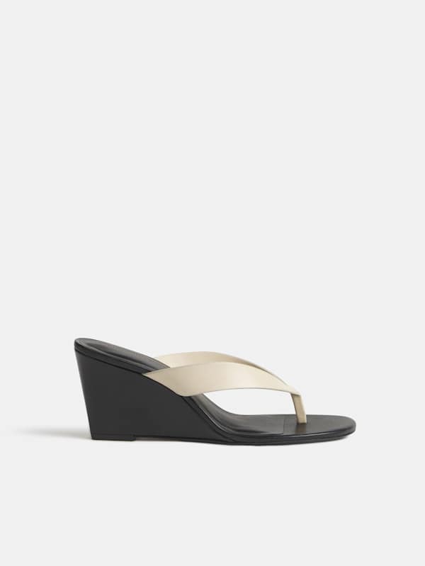 Jessie Wedge Thong - Almond Black Leather