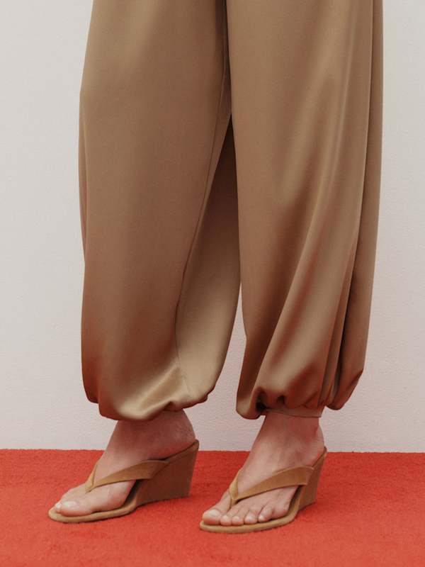 Jessie Wedge Thong - Peanut Butter Suede