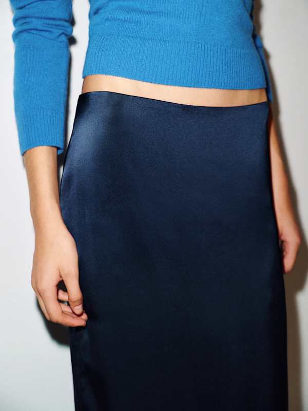 Helen Low Waist Silk Midi Skirt - Navy