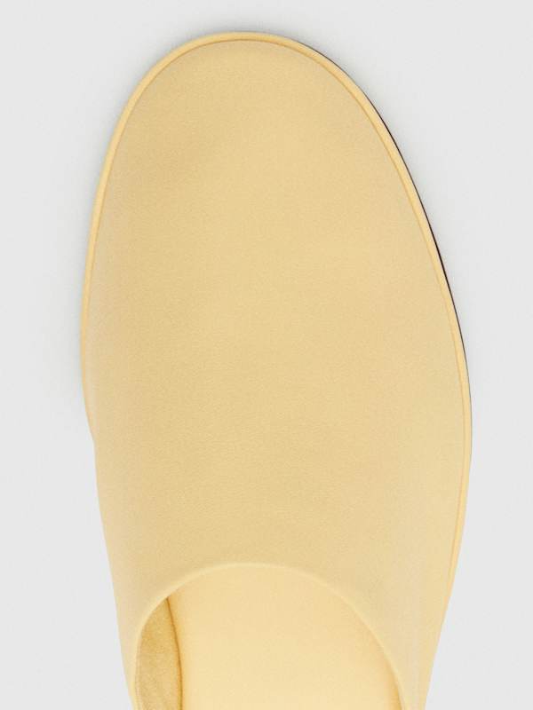 Zealand Flat Mule - Lemon Custard Leather