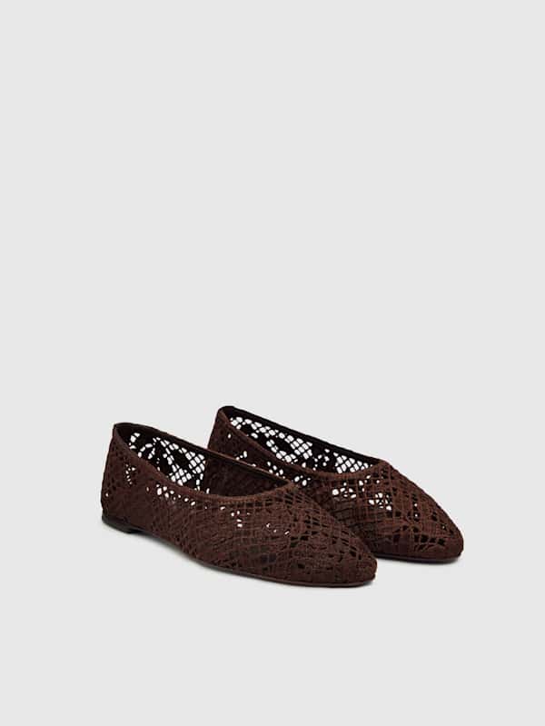 Chaussures plates Pillar - Dark Chocolate Floral Crochet