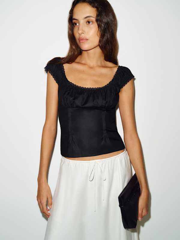 Amouret Top - Black