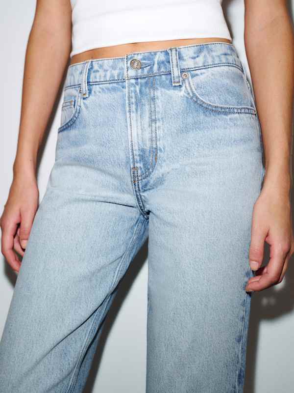Leda Mid Rise Straight Jeans - Mahi