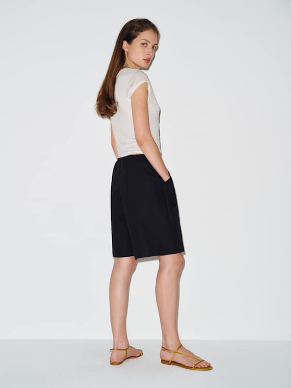 Sandy Short - Black