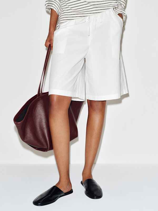 Sandy Short - Bright White