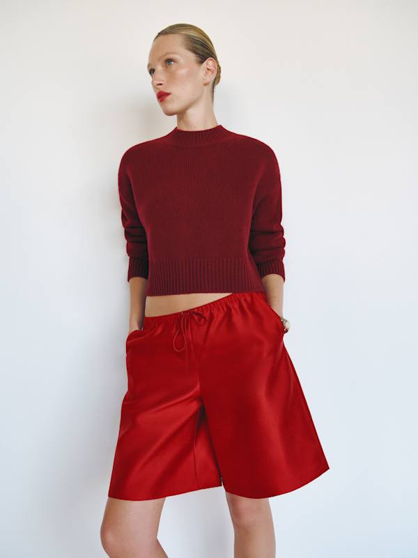 Sandy Short - Red