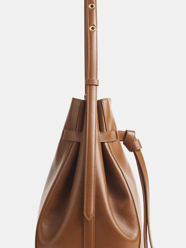 Beatrice Bucket Tote - Walnut Leather