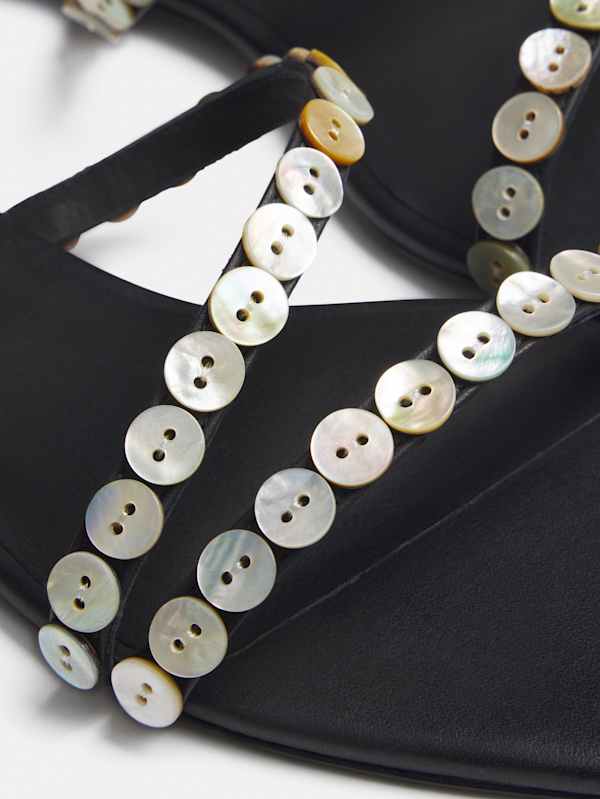 Shoshana Flat Sandal - Black Leather Shell Buttons