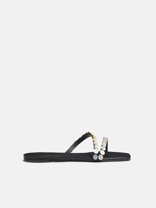 Shoshana Flat Sandal - Black Leather Shell Buttons