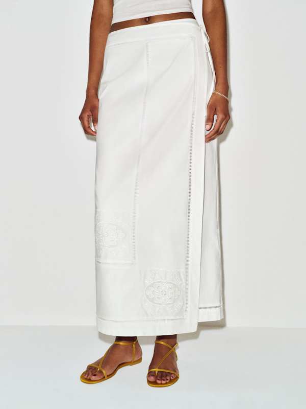Adri Skirt - White Embroidery