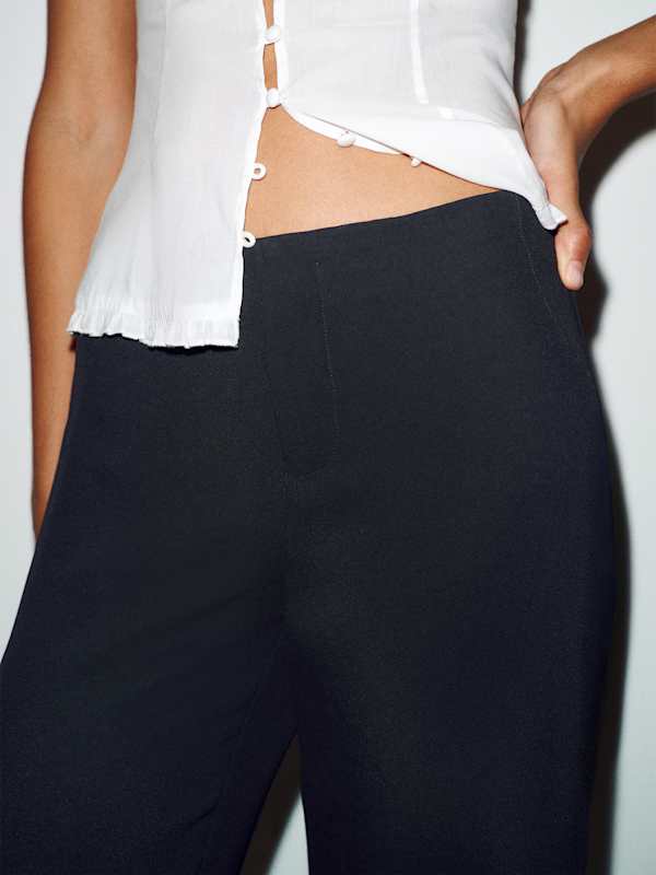 Vida Low Rise Long Pant - Pitch Black