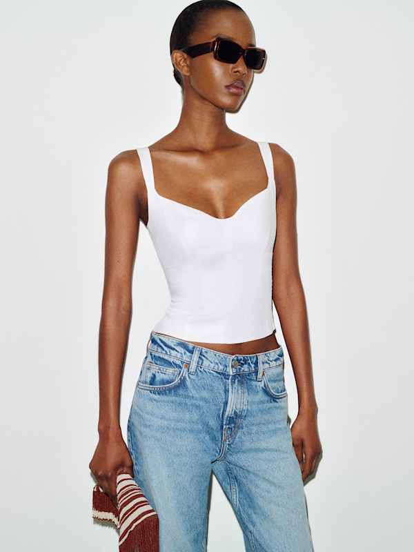 Yuri Linen Top - White