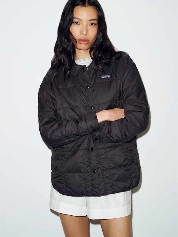 Patagonia W's Light Gust Shirt Jacket - Black