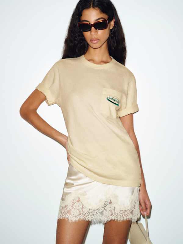 Patagonia M's Mw '95 Oval Logo Pocket Tee - Undyed Natural