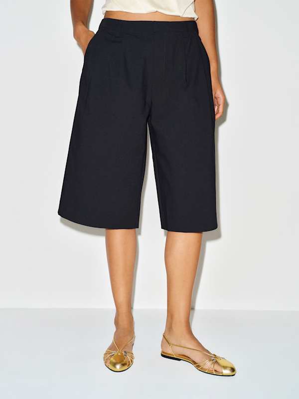 Apollo Short - Black