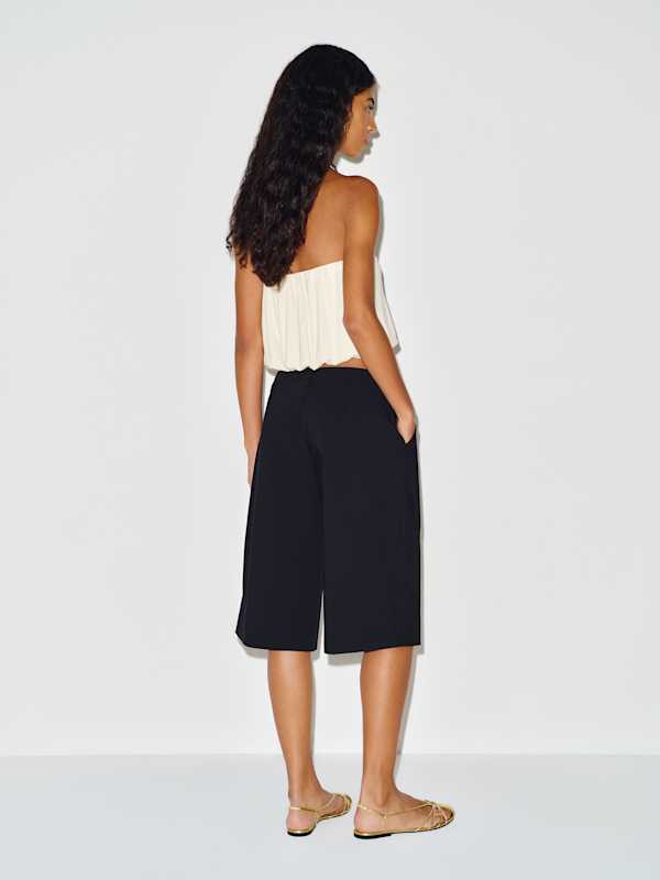 Apollo Short - Black