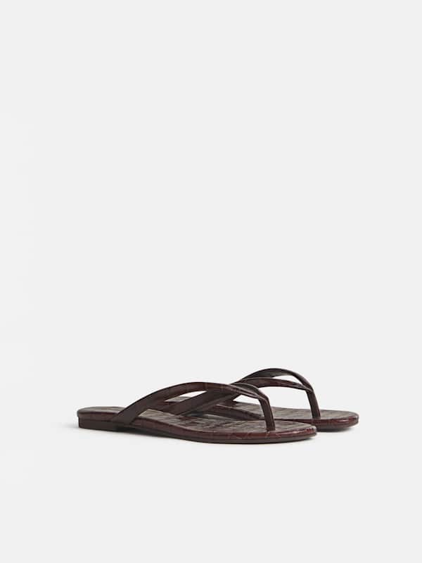 Amelia Flat Thong - Chocolate Croc