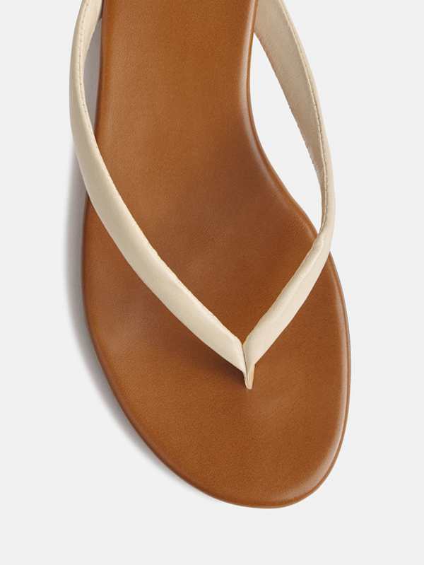 Amelia Flat Thong - Toffee Almond Leather
