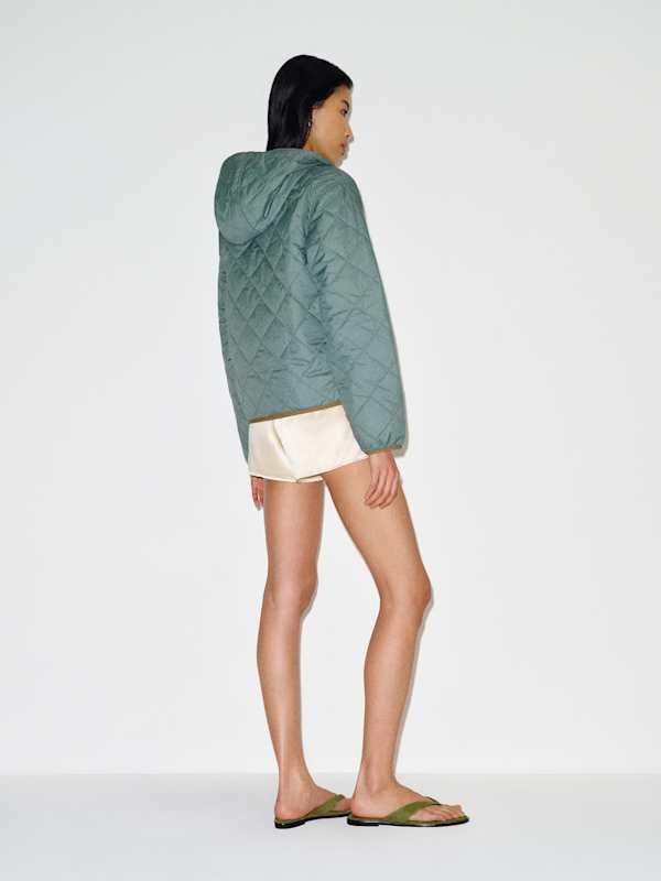 Patagonia W's Diamond Quilted Bomber Hoody - Blue Sage