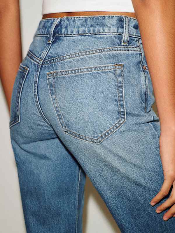 Leda Mid Rise Straight Short Jeans - Reef