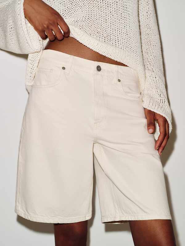 Hayden Mid Rise 8 In Jean Shorts - Fior Di Latte