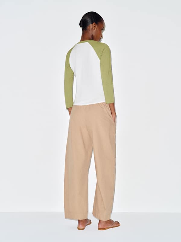 Noelle Tee - White With Green Bean