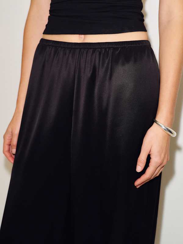 Aven Satin Pant - Black