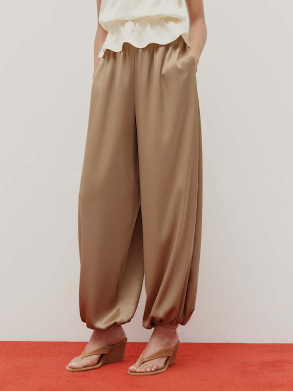 Aven Satin Pant - Chanterelle