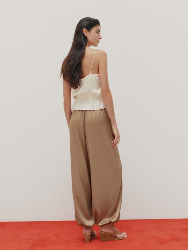 Aven Satin Pant - Chanterelle