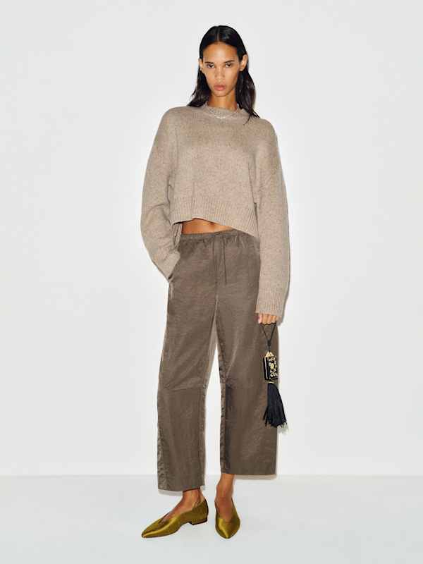 Elara Pant - Shitake