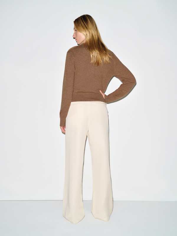 Landon Cashmere V-Neck - Heathered Chanterelle
