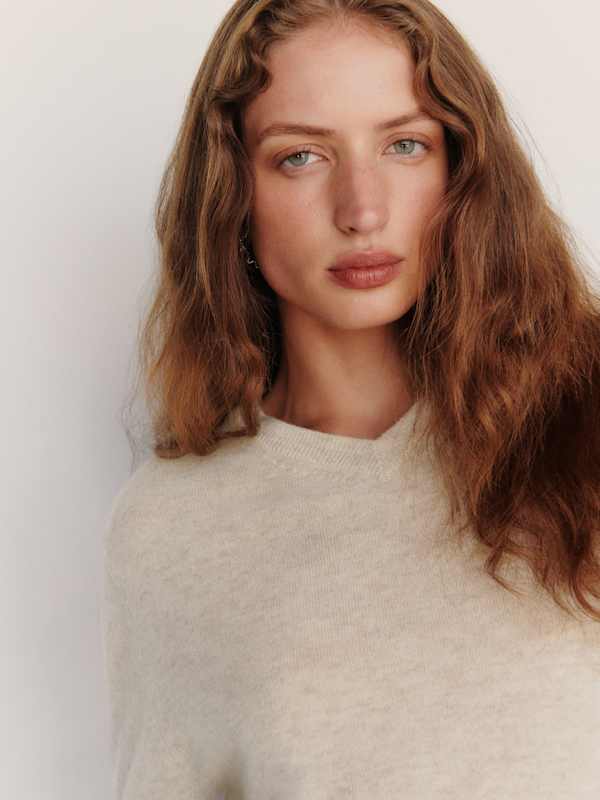Landon Cashmere V-Neck - Limestone