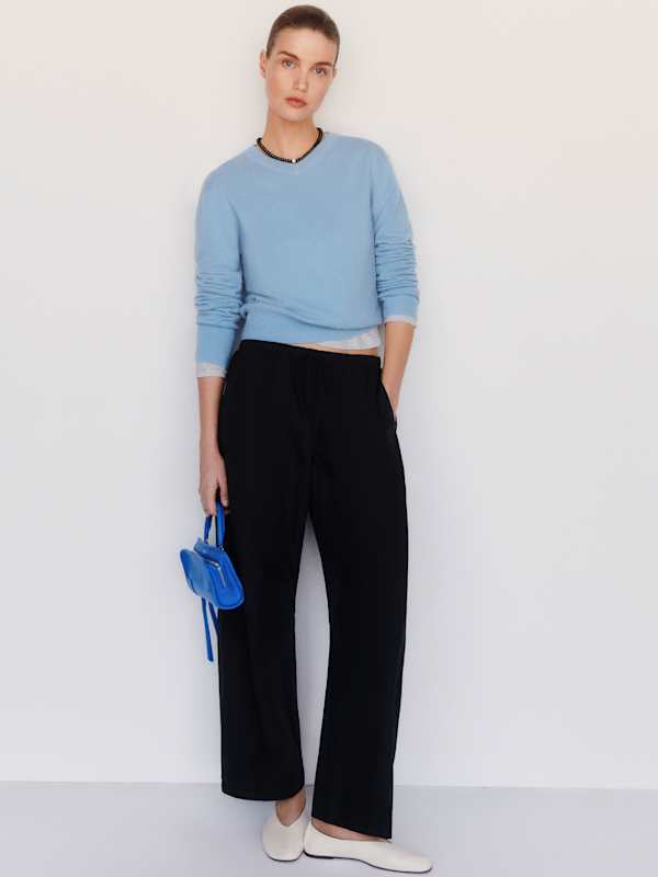 Landon Cashmere V-Neck - Skyline