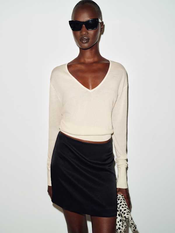 Micah V-Neck Sweater Top - Cream